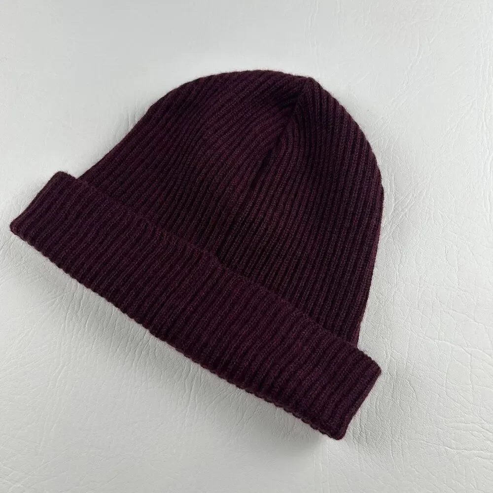 100% Extra Fine Merino Wool Beanie Burgundy Ribbed Knit Winter Hat Unisex